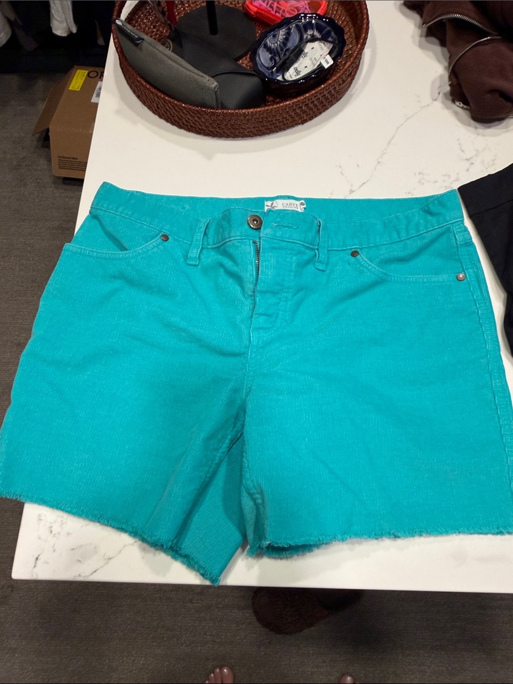 Carve Designs Oahu Shorts 4” shorts size 10